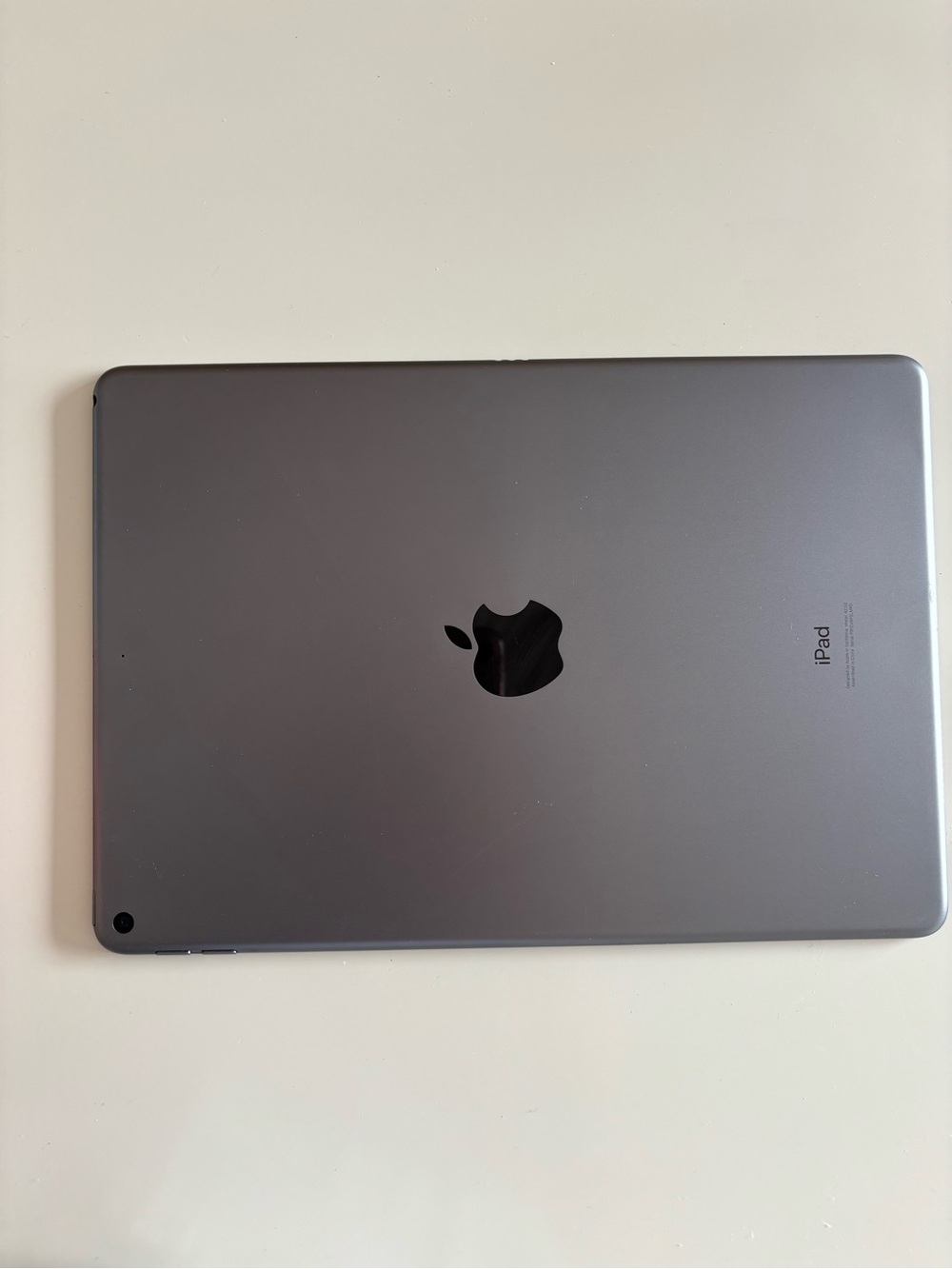 Apple iPad Air 3 (2019) in grey